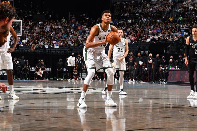 giannis-antetokounmpo-nets-free-throw-clock.jpg